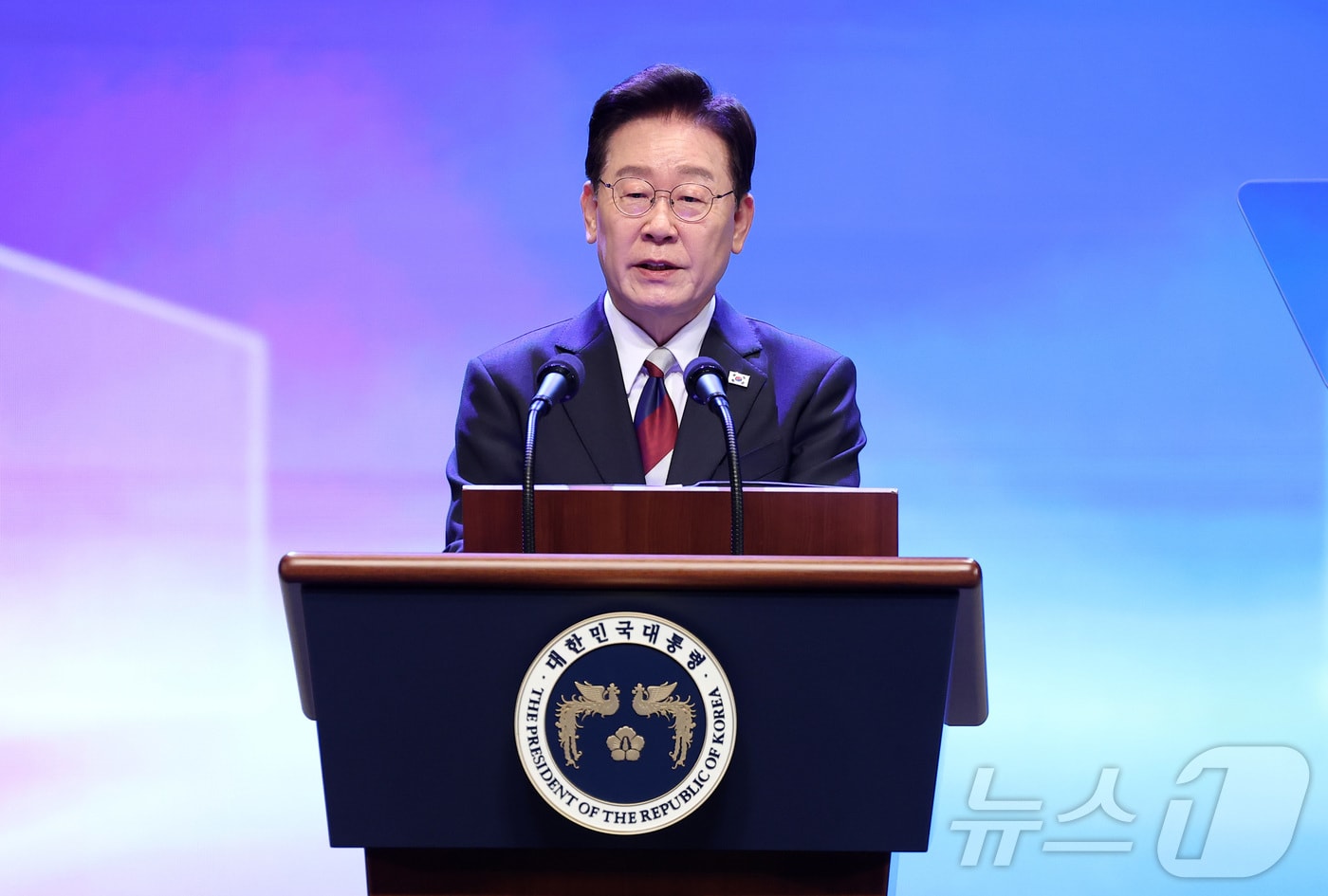 이재명 대통령이 15일 서울 종로구 세종문화회관에서 열린 제81주년 광복절 경축식에서 경축사를 하고 있다. 2026.8.15 ⓒ 뉴스1 이재명 기자