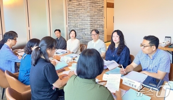 20일 전북도교육청 민주시민교육과 회의실에서 ‘학생 생명지킴 전담반(TF)' 1차 협의회가 개최됐다.(전북교육청 제공, 재판매 및 DB 금지)/뉴스1