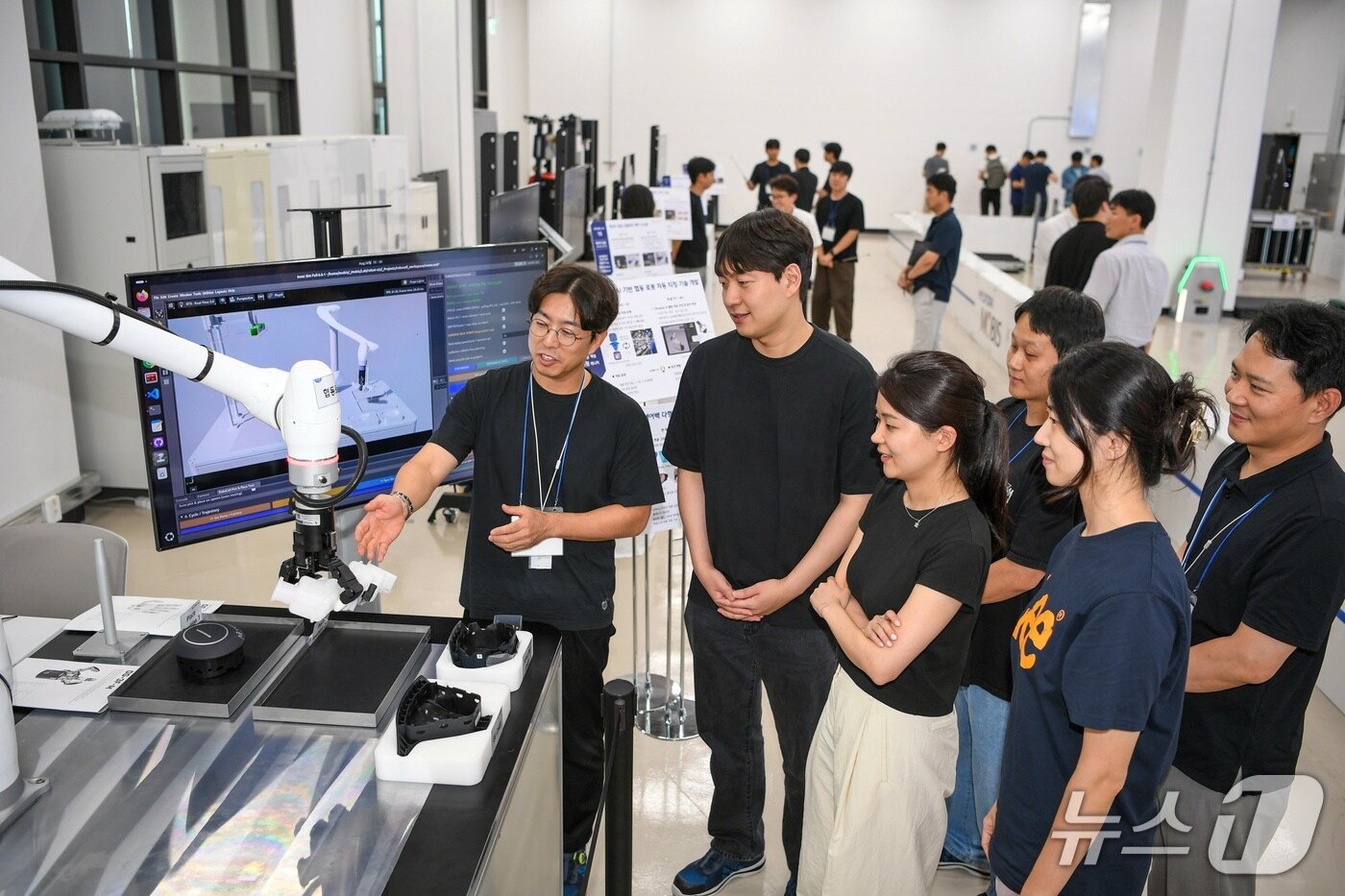 현대모비스, 제조 기술 전시회 '엠스피어 2026' 개최…AI·로봇 신기술 공개