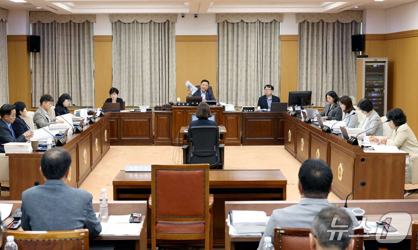 대전시의회 공공재산 특위 회의 모습.(대전시의회 제공. 재판매 및 DB금지)