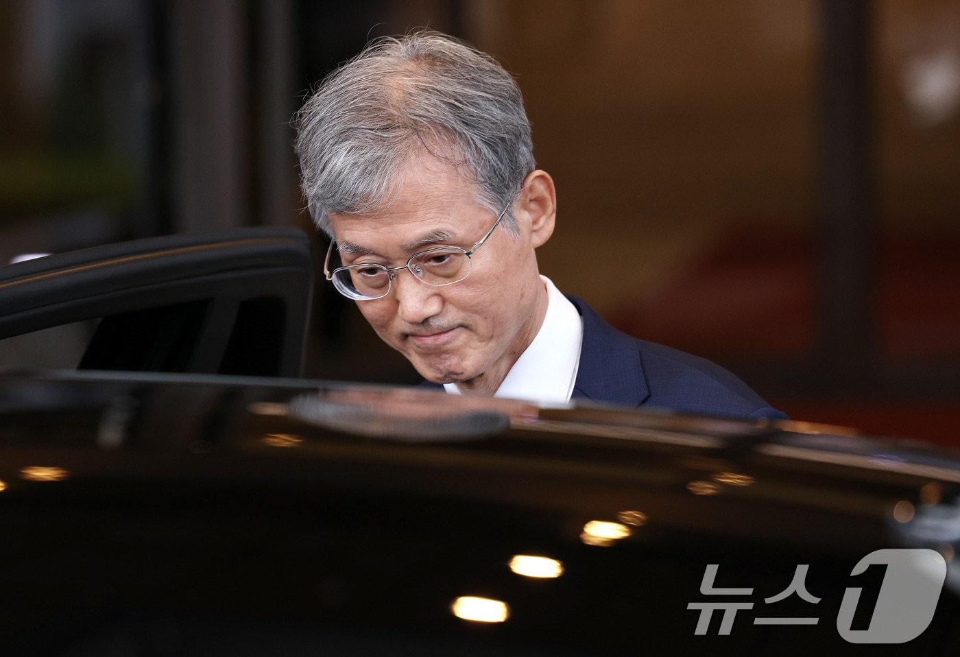조희대 대법원장이 28일 오후 서울 서초동 대법원 청사에서 퇴근하고 있다. 2026.8.28 ⓒ 뉴스1 박지혜 기자