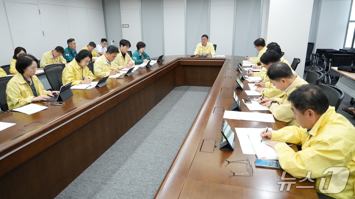 춘천시, 폭염 대응 점검회의.(춘천시 제공, 재판매 및 DB금지)