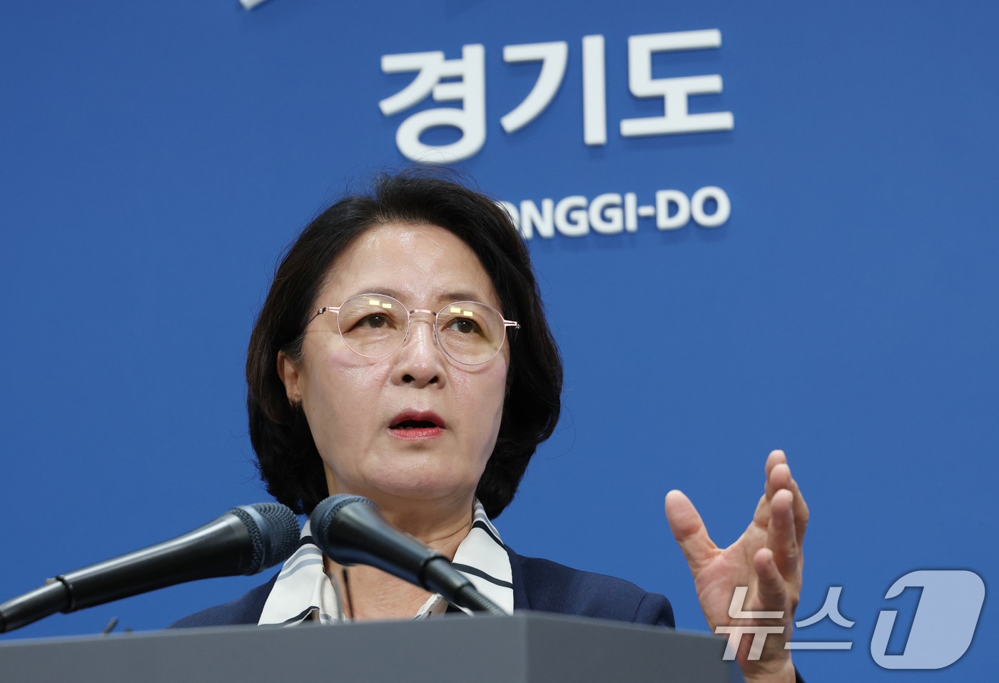 추미애 경기도지사가 5일 경기 수원시 영통구 경기도청 브리핑룸에서 열린 '경기도 재정상황 관련 기자회견'에서 재정 비상 선언을 하고 있다. 2026.8.5 ⓒ 뉴스1 김영운 기자