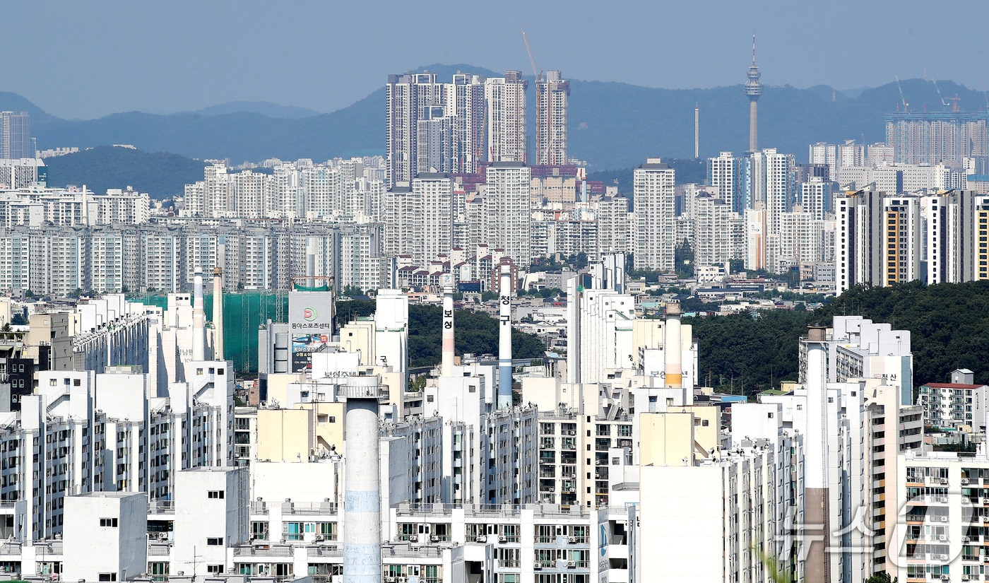 대구의 아파트 분양권 전매가 한 달 만에 '월 200건' 아래로 감소했다. 사진은 대구 도심 전경.(뉴스1 자료, 재판매 및 DB 금지)