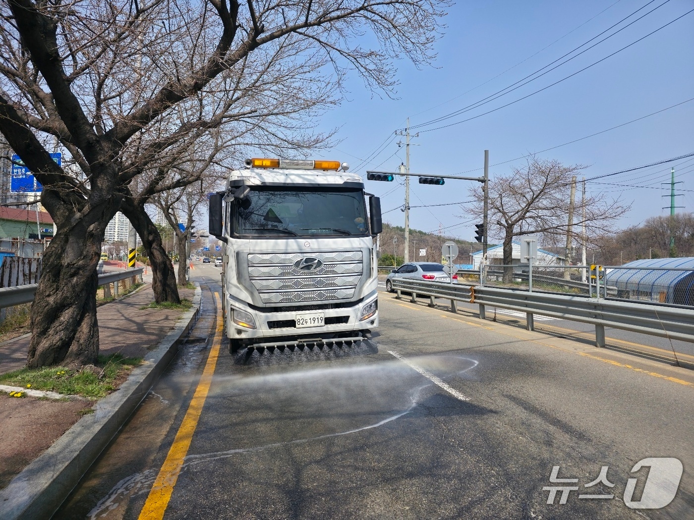 살수차.(안산시 제공)