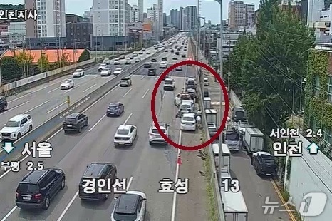 (고속도로 폐쇄회로(CC)TV 갈무리/뉴스1)