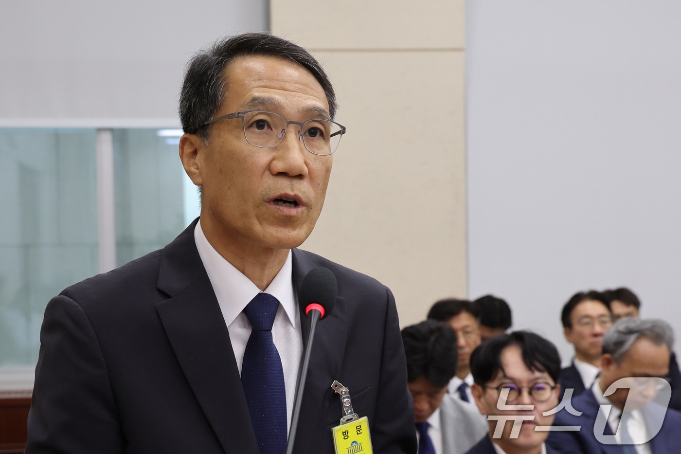 유재성 경찰청장 직무대행이 1일 오전 서울 여의도 국회에서 열린 행정안전위원회 전체회의에서 인사말을 하고 있다. 2026.9.1 ⓒ 뉴스1 황기선 기자