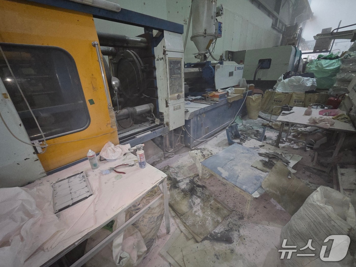 10일 오후 3시 29분쯤 인천 부평구 청천동 한 플라스틱 사출공장에서 불이 났다.(인천소방본부 제공. 재배포 및 DB 금지)2026.9.10/뉴스1
