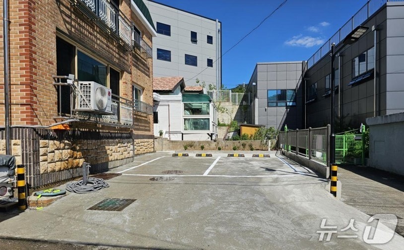 다세대주택 주차장 조성.(안산시 제공)