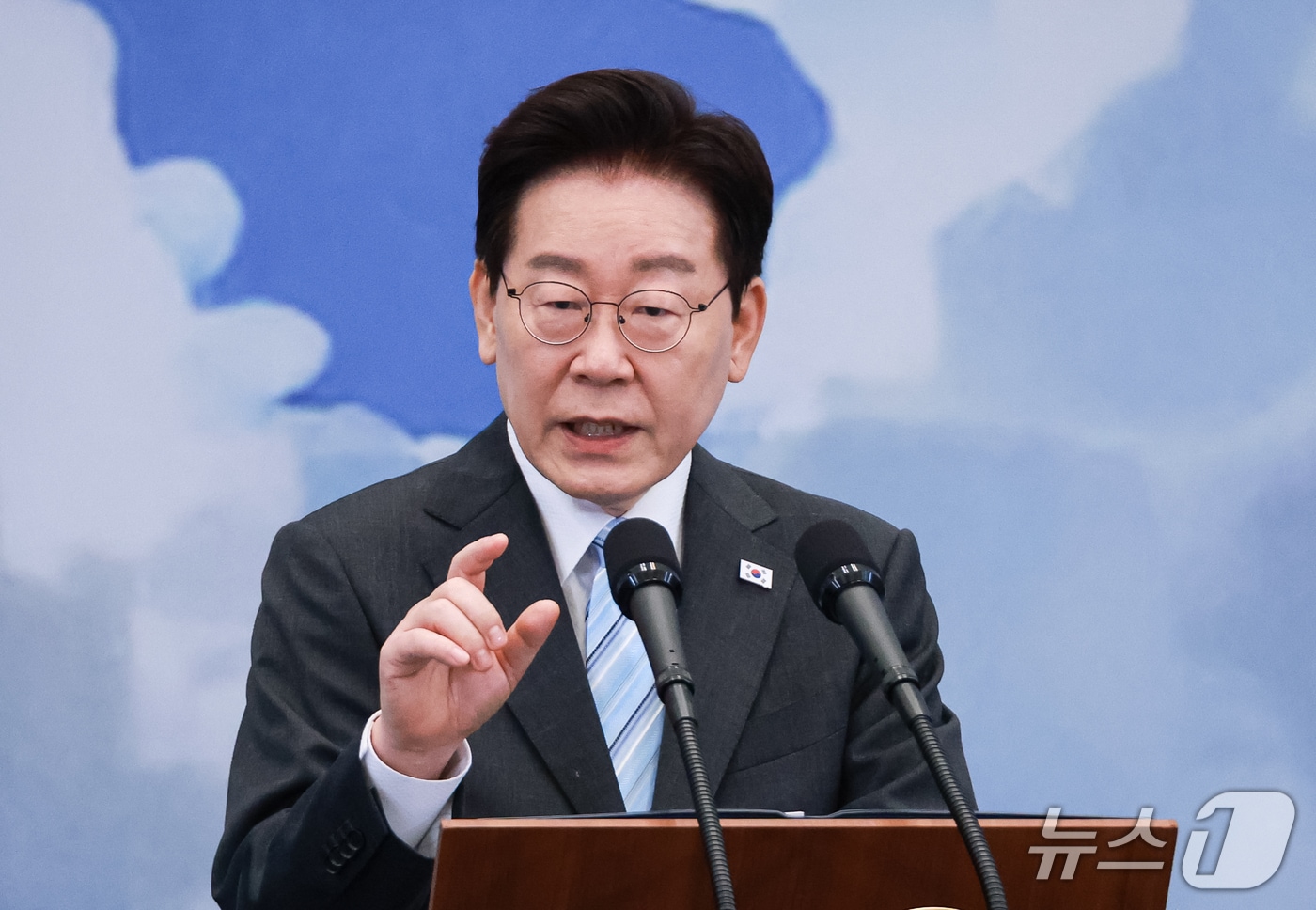 이재명 대통령이 19일 청와대 영빈관에서 열린 2026 청년의 날 기념식에서 기념사를 하고 있다. (청와대통신사진기자단) 2026.9.19 ⓒ 뉴스1 이재명 기자