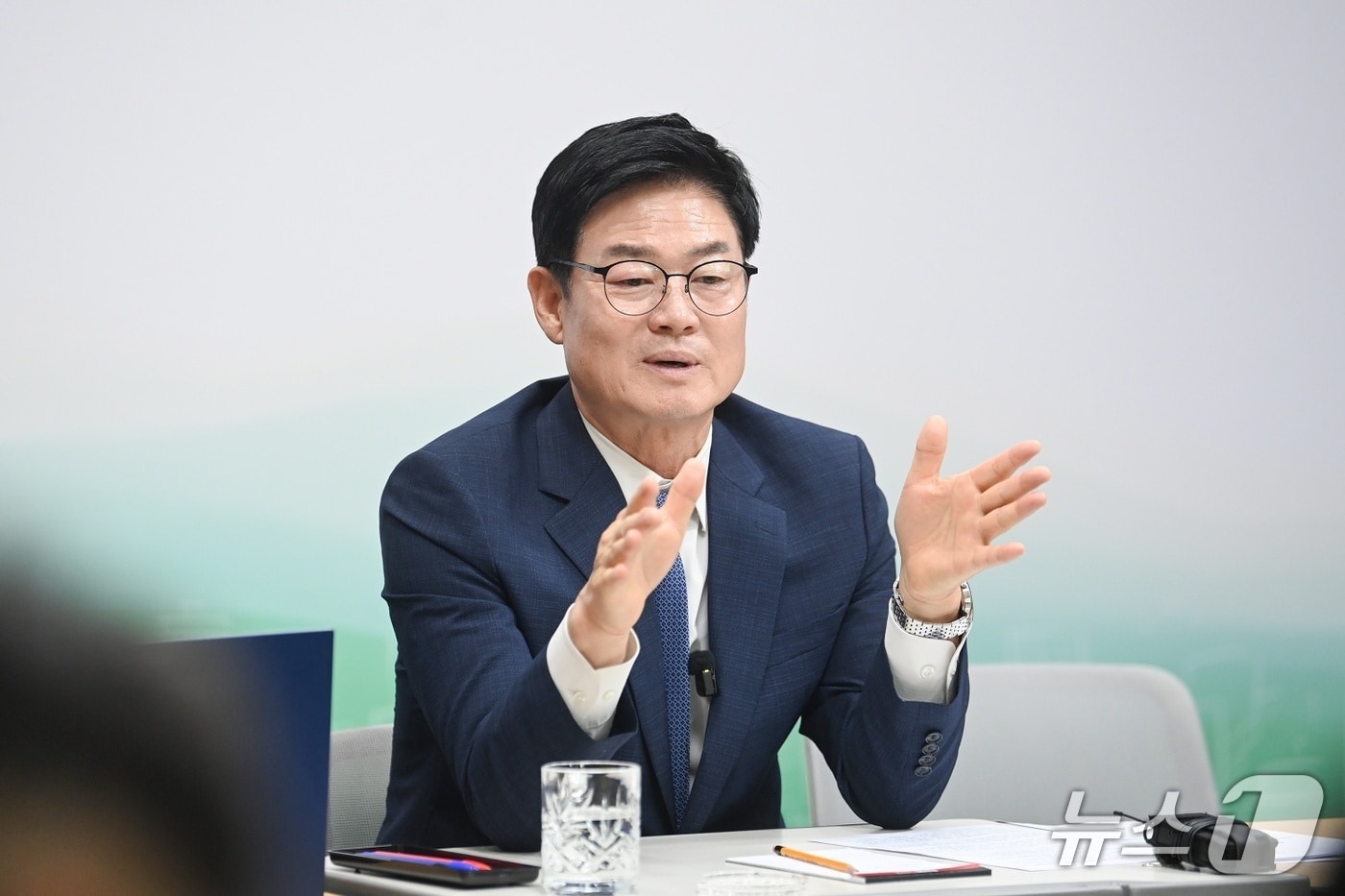 구자열 원주시장이 21일 시청 브리핑룸에서 열린 현안 브리핑을 통해 발언하고 있다.(원주시 제공. 재판매 및 DB 금지)/뉴스1