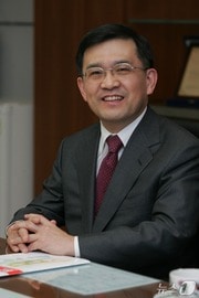 권오현 전 삼성전자 대표이사 회장(KAIST 제공) /뉴스1