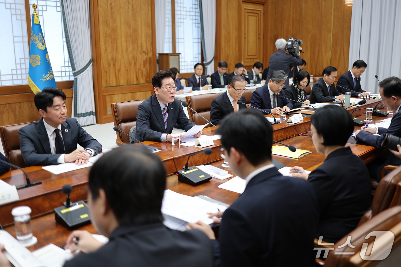 이재명 대통령, 광주 군공항 이전 시기 앞당길 것 지시