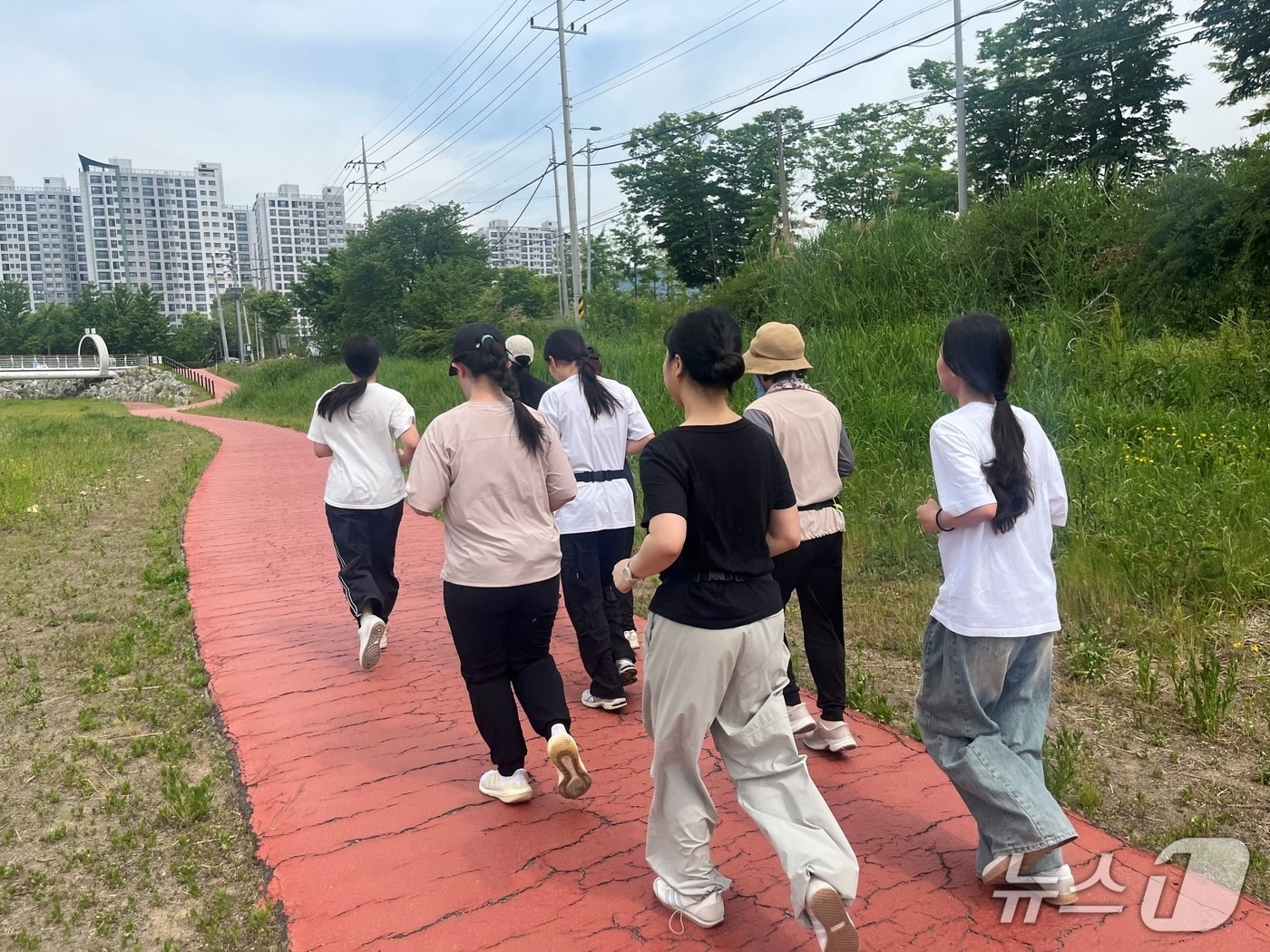 증평군보건소 '런치런' 진행 모습.(증평군 제공. 재판매 및 DB금지)/뉴스1