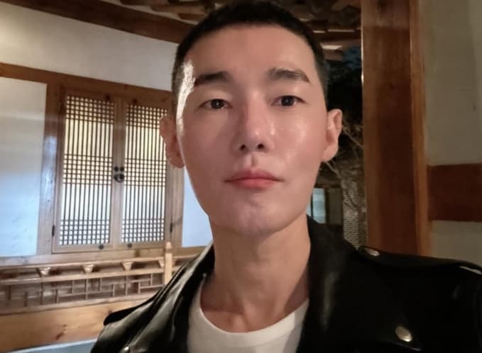 허지웅 SNS