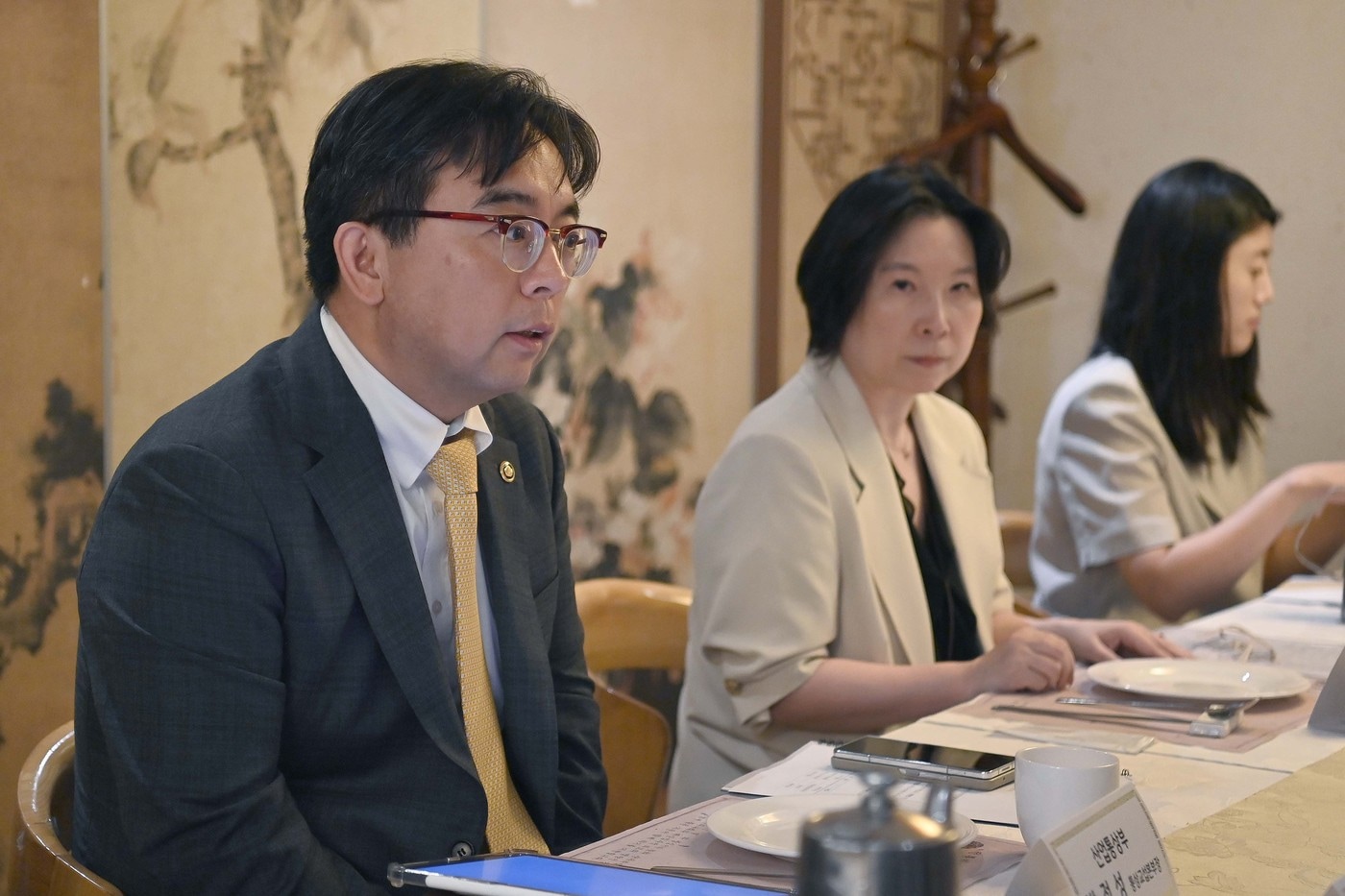 CPTPP 가입 논의 본격화에 농어업계 '전면전'...정부 설득 최대 난제 - 뉴스 썸네일 이미지