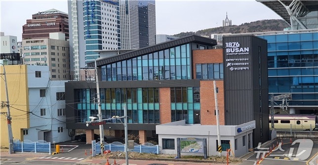 '1876 부산' 전경. 부산역과 북항재개발 지역 인근에 위치해 있다. (BPA 제공. 재판매 및 DB금지)