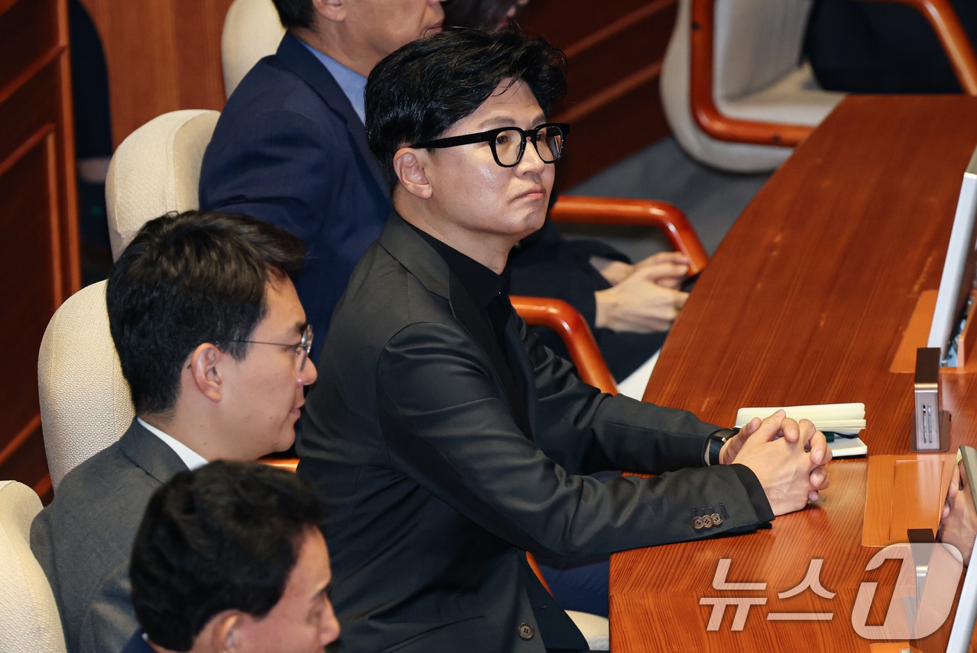 한동훈 무소속 의원이 8일 오전 서울 여의도 국회에서 열린 제439회국회(정기회) 제4차 본회의에 참석해 정점식 국민의힘 원내대표의 교섭단체 대표연설을 듣고 있다. 2026.9.8 ⓒ 뉴스1 김도우 기자