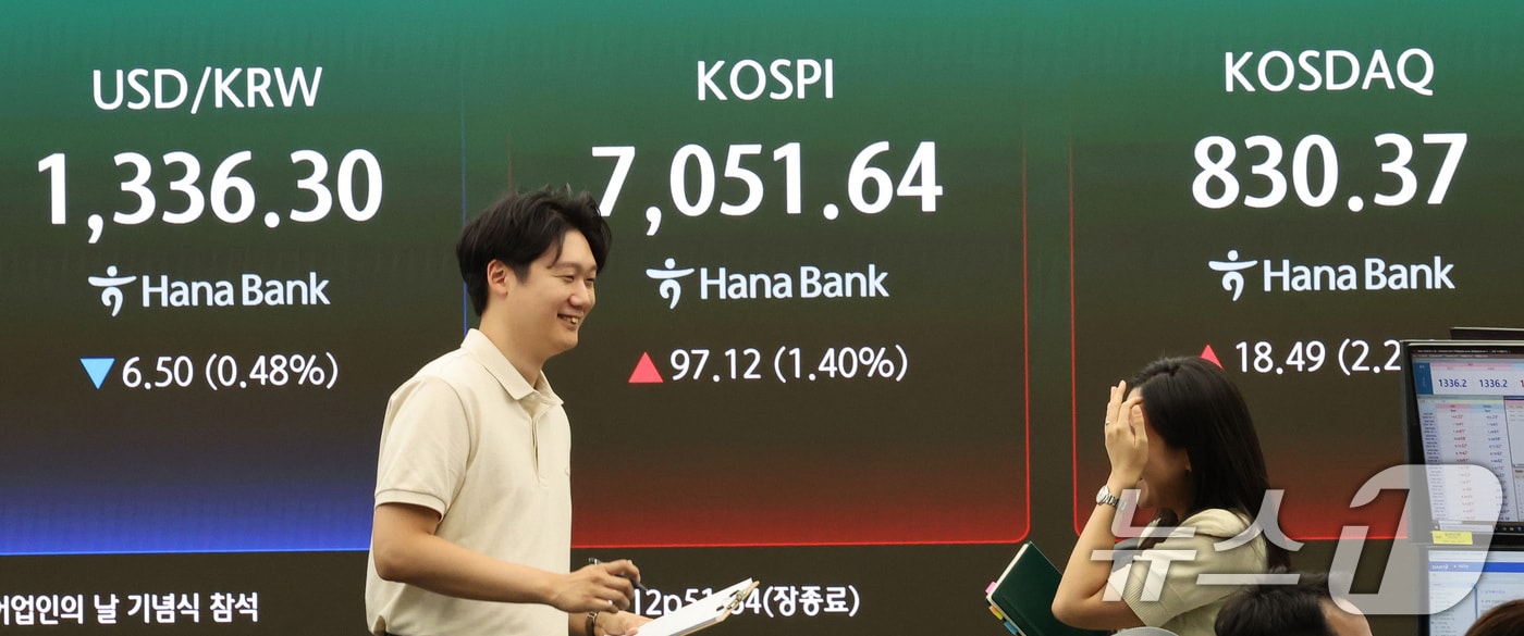 주성엔지니어링 주도 반도체 ETF 급등
